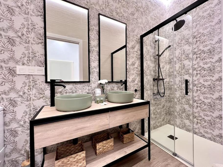 Апартаменты Auxiliadora Luxury Севилья Экстерьер фото